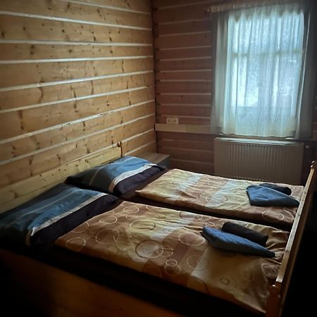 Penzion Lesni Zatisi- Harrachov Bagian luar foto