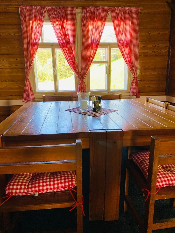 Penzion Lesni Zatisi- Harrachov Bagian luar foto