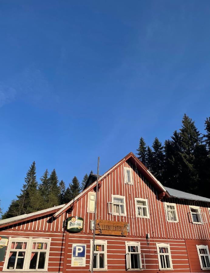 Penzion Lesni Zatisi- Harrachov Bagian luar foto