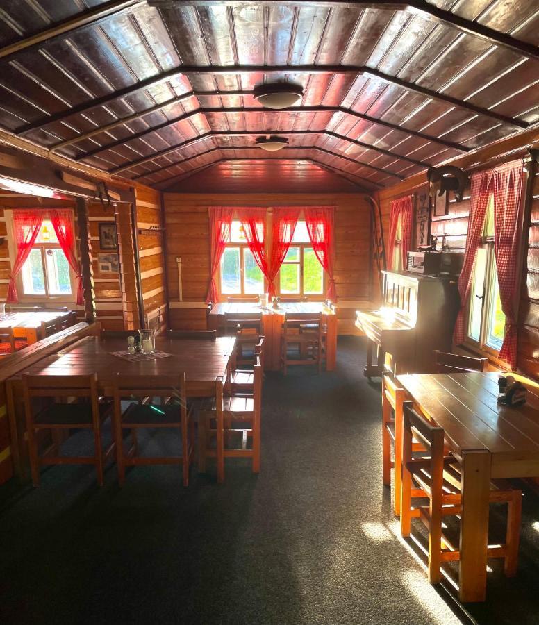 Penzion Lesni Zatisi- Harrachov Bagian luar foto