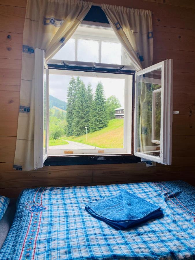 Penzion Lesni Zatisi- Harrachov Bagian luar foto