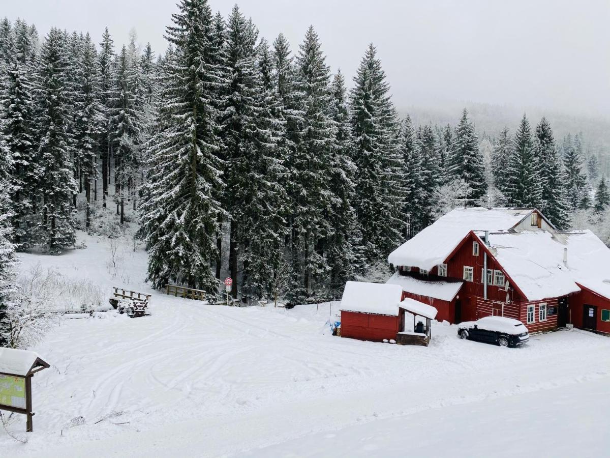 Penzion Lesni Zatisi- Harrachov Bagian luar foto
