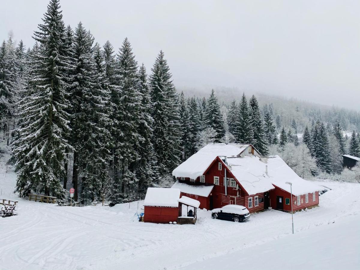 Penzion Lesni Zatisi- Harrachov Bagian luar foto