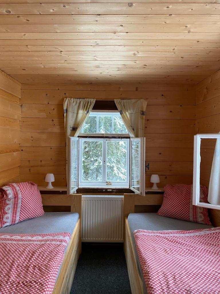 Penzion Lesni Zatisi- Harrachov Bagian luar foto